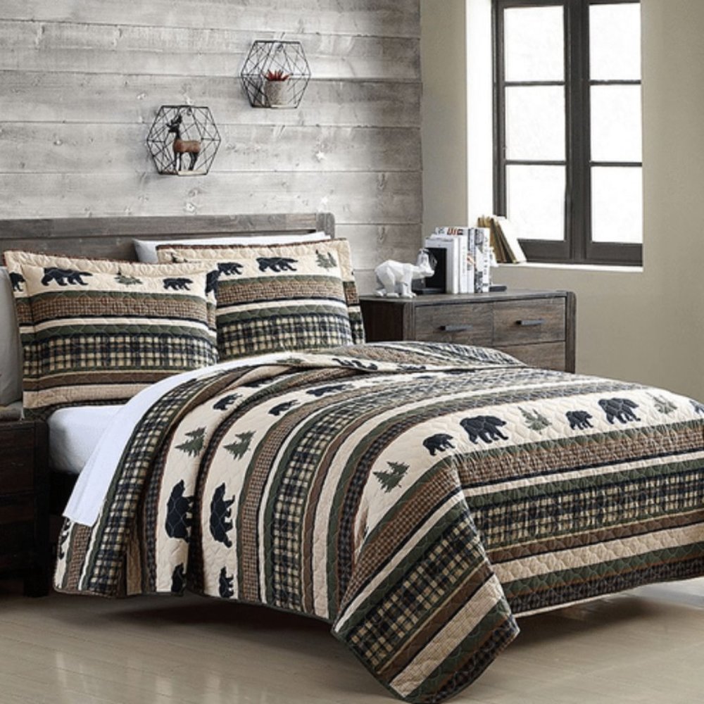 3-Piece Green & Beige Black Bear Quilt Set - Queen Size, used once